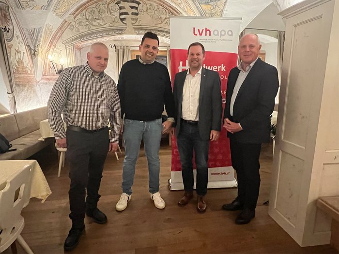 lvh-Ortsversammlung in Montan: Engagement und Ausbildung im Fokus lvh-Ortsversammlung in Montan: Engagement und Ausbildung im Fokus