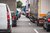 Home Traffico congestionato con camion e auto sulla strada