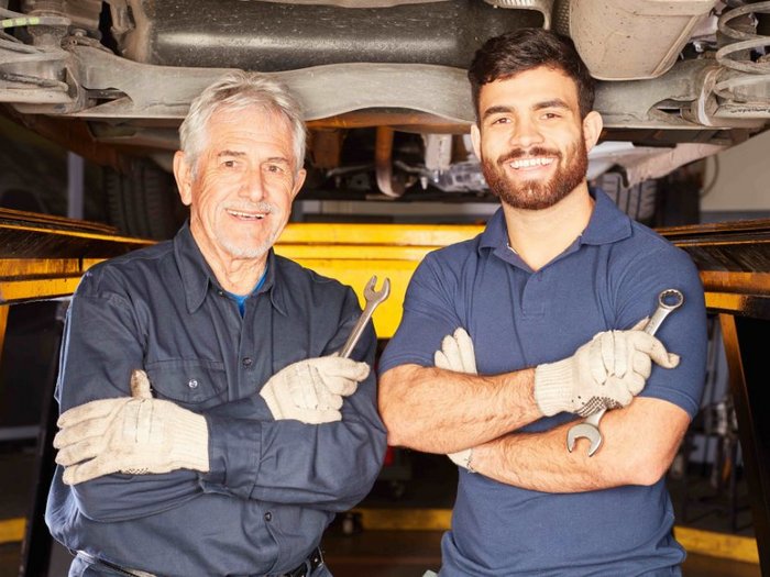 Bildungsomnibus stärkt Durchlässigkeit zwischen Handwerk und Universität Bildungsomnibus stärkt Durchlässigkeit zwischen Handwerk und Universität