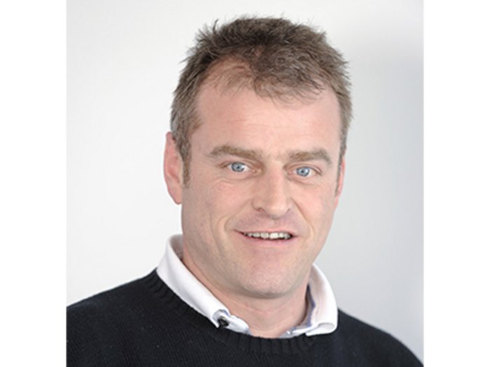 Gemeinderatswahlen 2020: Handwerker vertreten Wirtschaft und Gesellschaft Porträt eines lächelnden Mannes mit hellblauen Augen und braunem Haar