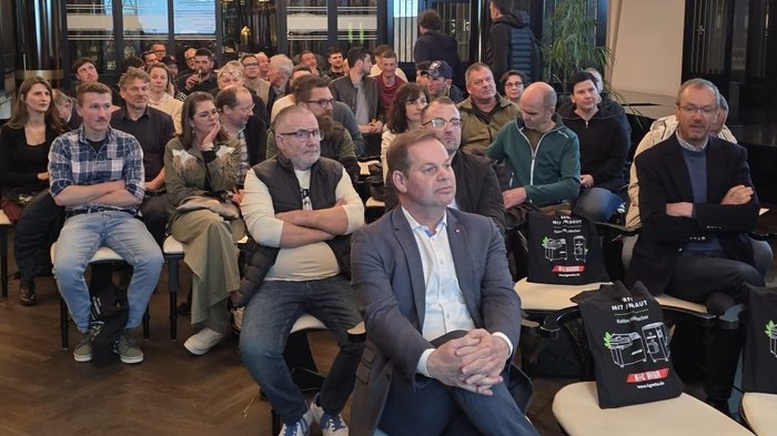 Mehr freie Fahrt für Mietwagen mit Fahrer Mehr freie Fahrt für Mietwagen mit Fahrer