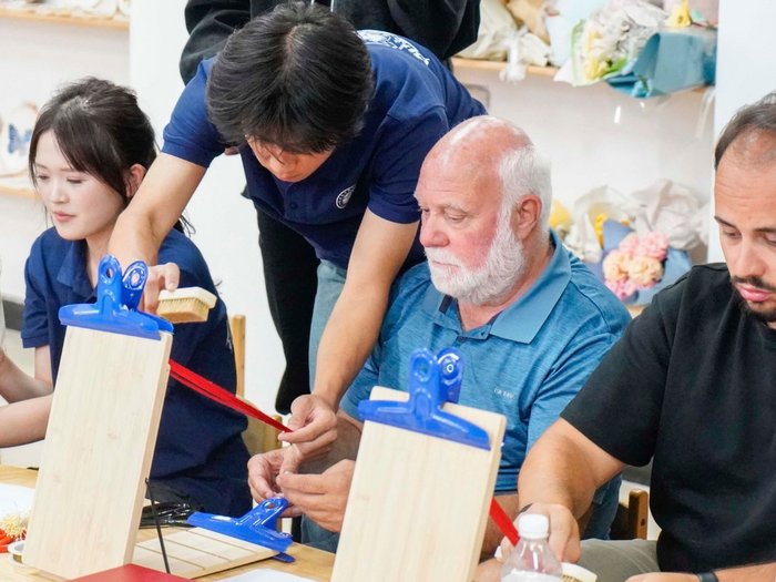 Südtiroler Handwerker erhalten Einblicke in Chinas Berufsausbildung Südtiroler Handwerker erhalten Einblicke in Chinas Berufsausbildung