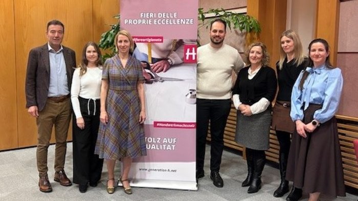 Buon Natale dalla Presidenza lvh.apa Buon Natale dalla Presidenza lvh.apa