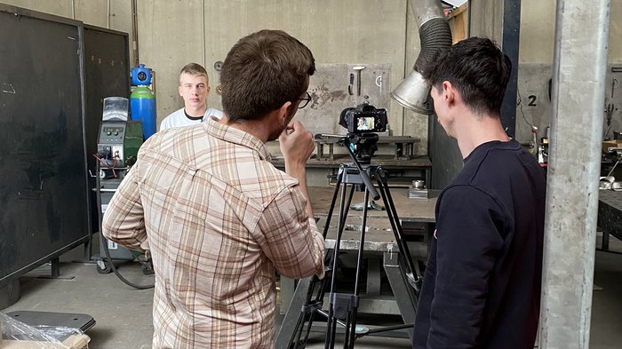 „Was du baust, bewegt die Welt“ „Was du baust, bewegt die Welt“