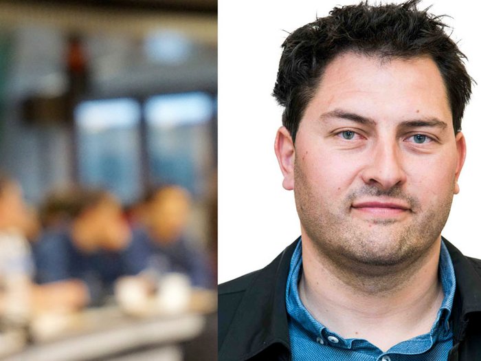 Obmann Harald Kraler bestätigt Porträt eines Mannes mit dunklem Haar vor unscharfem Hintergrund in Innenraum