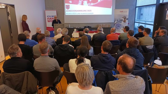 La sezione di mestiere dei frigoristi compie 30 anni: competenza, promozione dei giovani talenti e sguardo al futuro Assemblea annuale 2025 dei tecnici del freddo e del clima con presentazione e pubblico