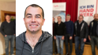 News Lächelnder Mann im Vordergrund, Gruppe von Männern vor Handwerksplakat im Hintergrund