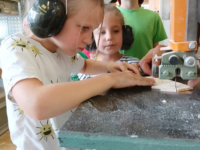 lvh-KidsAcademy in Bruneck: Kleine Hände, große Projekte lvh-KidsAcademy in Bruneck: Kleine Hände, große Projekte