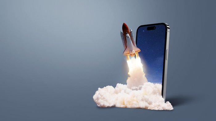 Nachhaltige Unternehmensführung neu denken: Das Projekt „SUNrise“ Raumfähre startet aus einem Smartphone-Bildschirm in den Weltraum